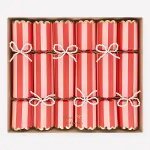 Pearl bow no-snap crackers